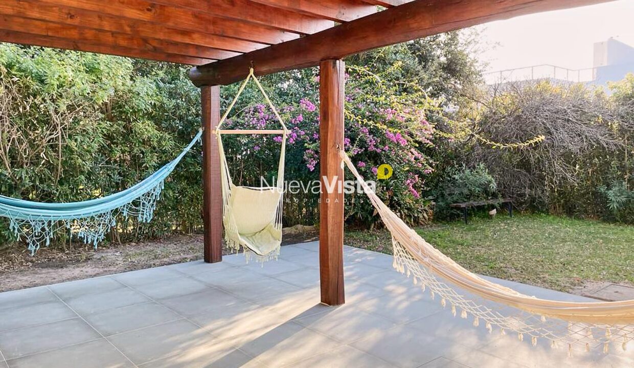 7250460_108654750754865527408658209393027324543910090775371303310988578752654129838366