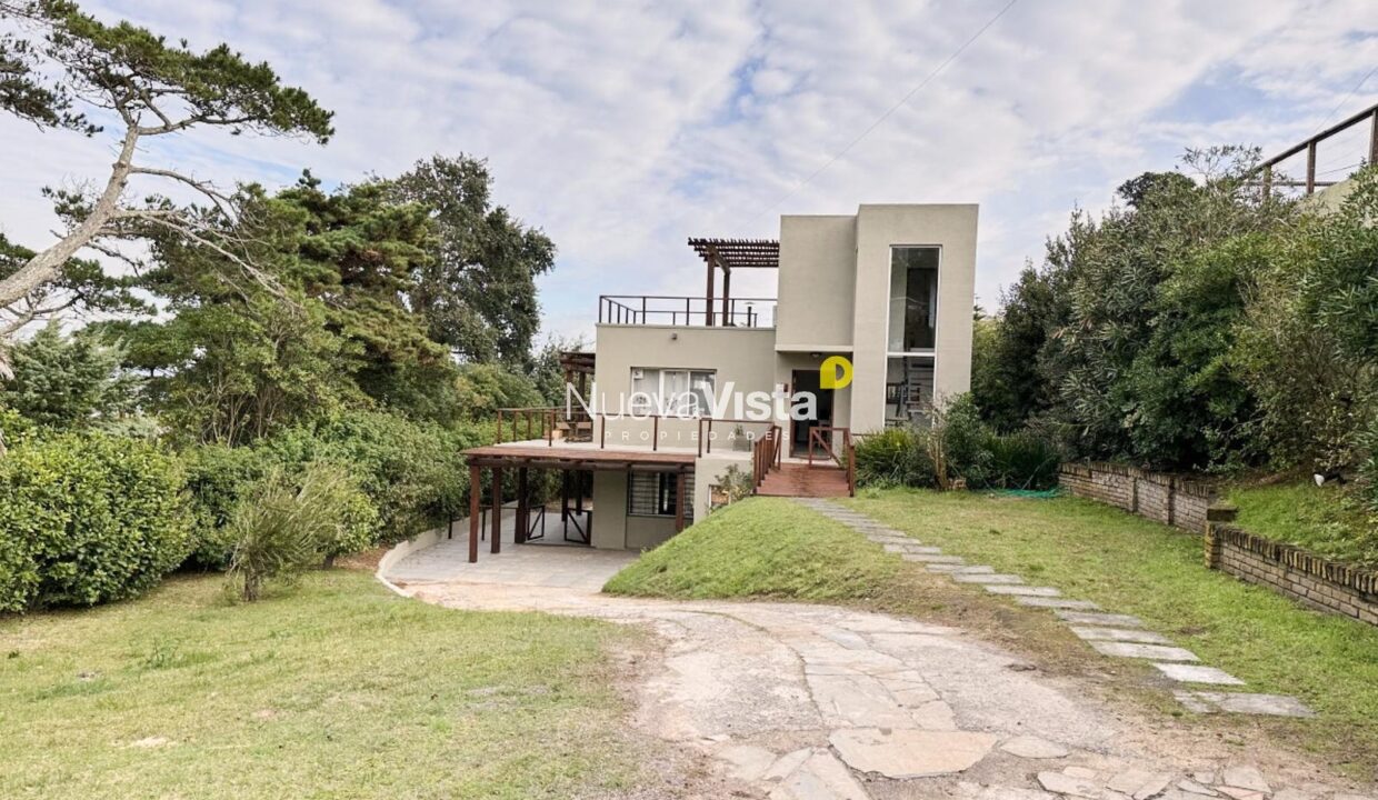 7250460_10989196845465841254421561885257106096739519842333420204108736967292210034413