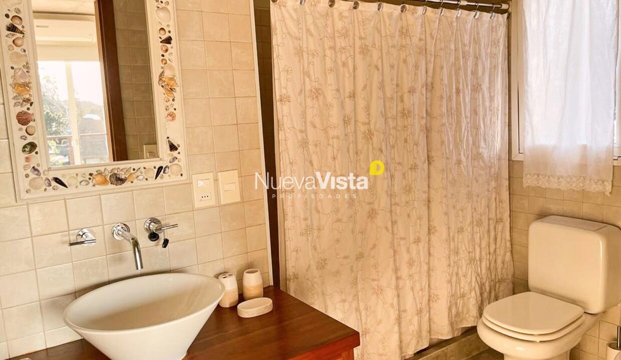 7250460_23943104206329465884244129660283352172587997317881449828358442091700502519434