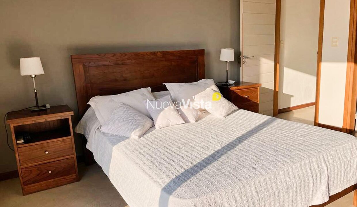 7250460_33739763553589118016811022075725572330956547111058565453169950603292445890108