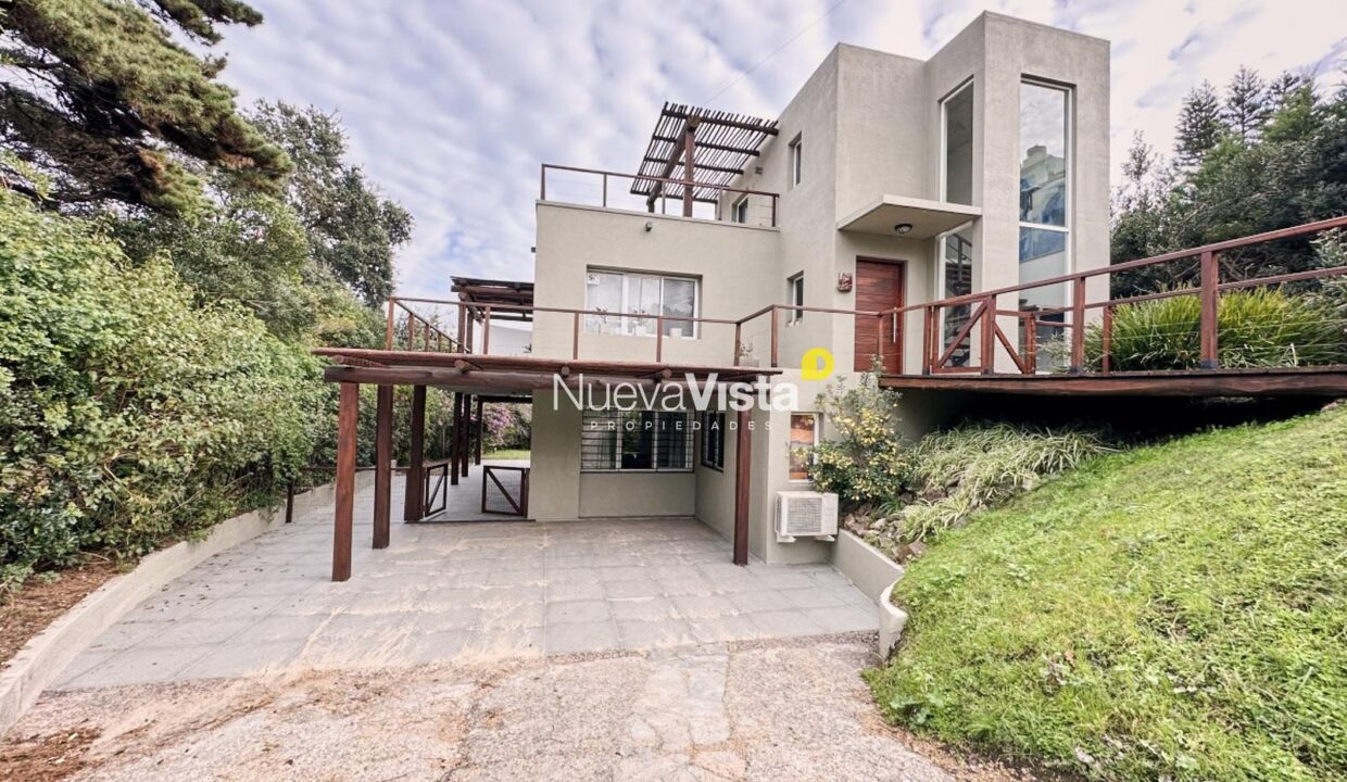 7250460_52558011712236029302812418675611962824758400990186790388873247404747064036736