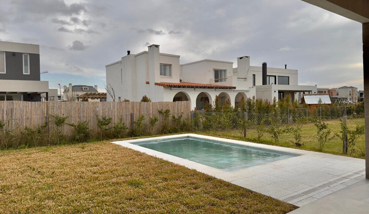 60267e09-0959-4f88-a672-37564fcf3f02