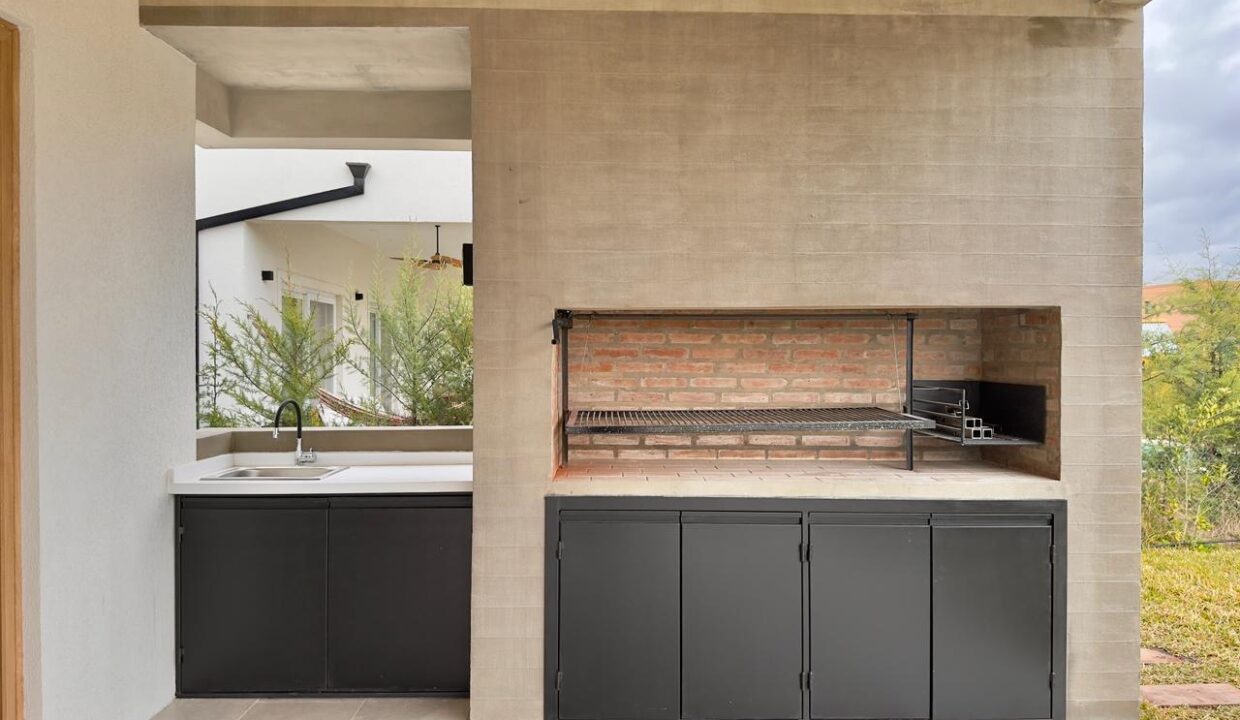 7341185e-403c-4b76-8ed1-e6b5f7690731