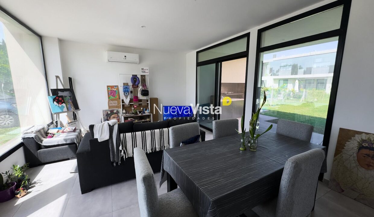 7554309_102814806006702953115869722307552675397728464195058273052283951333918551930237