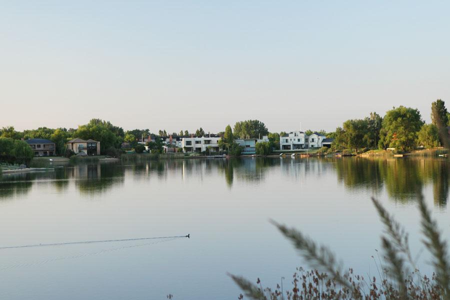 7001443_13270328794217238810052493850413889241241697313182788238466639825137146022778