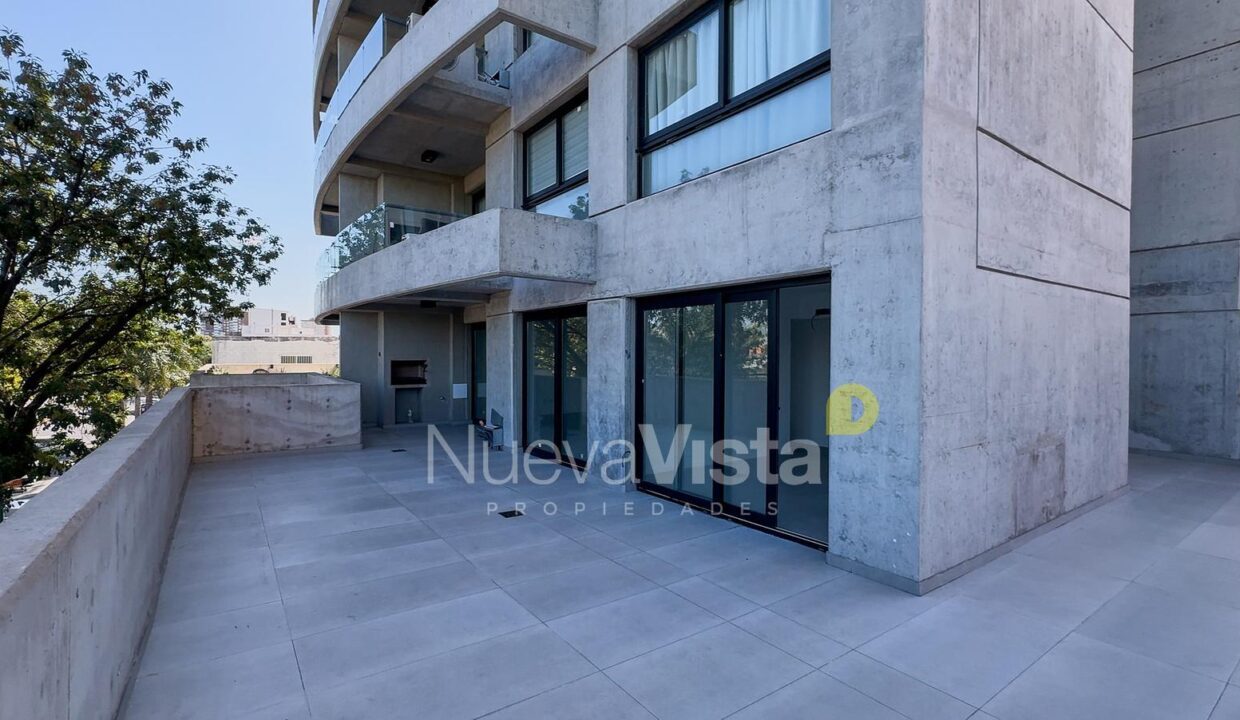 6920921_40684221184548437290689067787493724900863741076331782950344849342439585421226