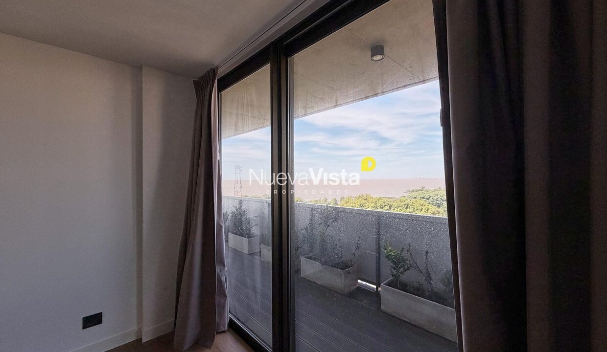 7947106_104317769970557229309257321504412916257246398677992345154096025658002414005564