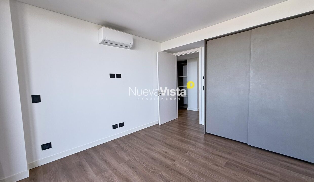 7947106_14579146538306132508963151969221197686344718063409822591141389464963364635015