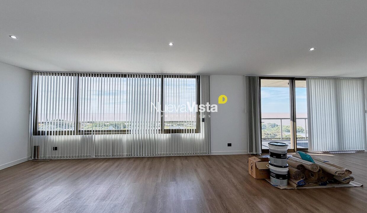 7947106_43072423979606707982342113647913672798327016166573387665143157393773534897534