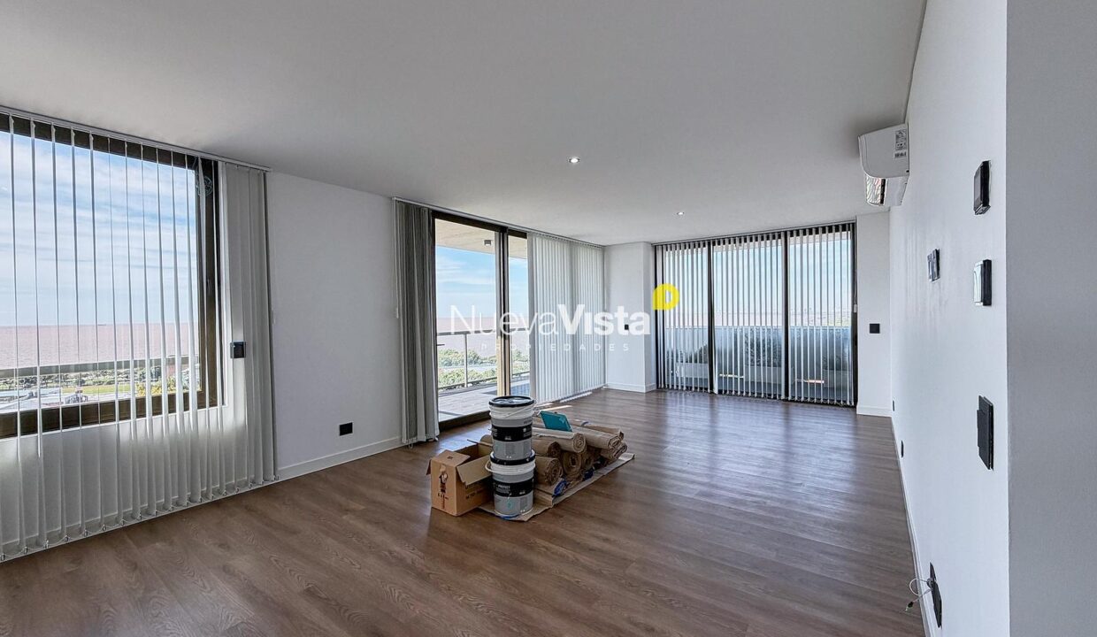 7947106_49550148831532255393730940219805731343103441578951628728856298281147846020872