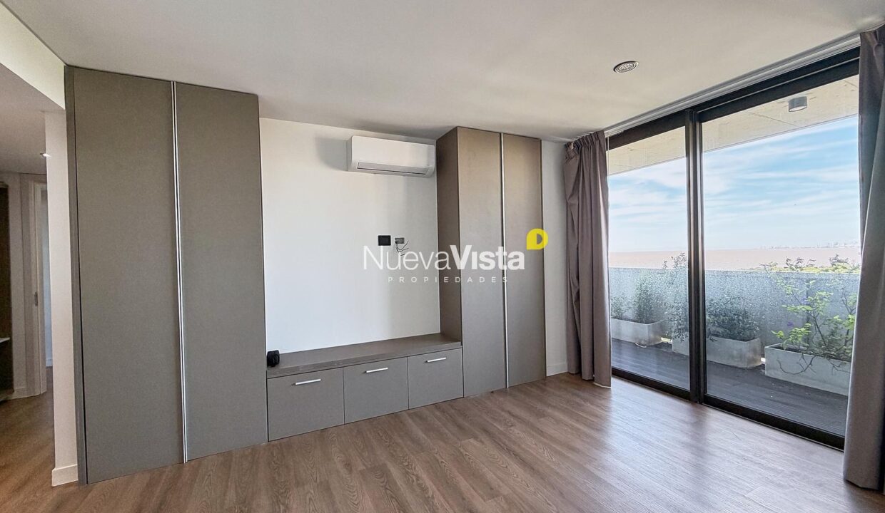 7947106_75889910175550440529341092827165943559963541337477910335254999337791926318684