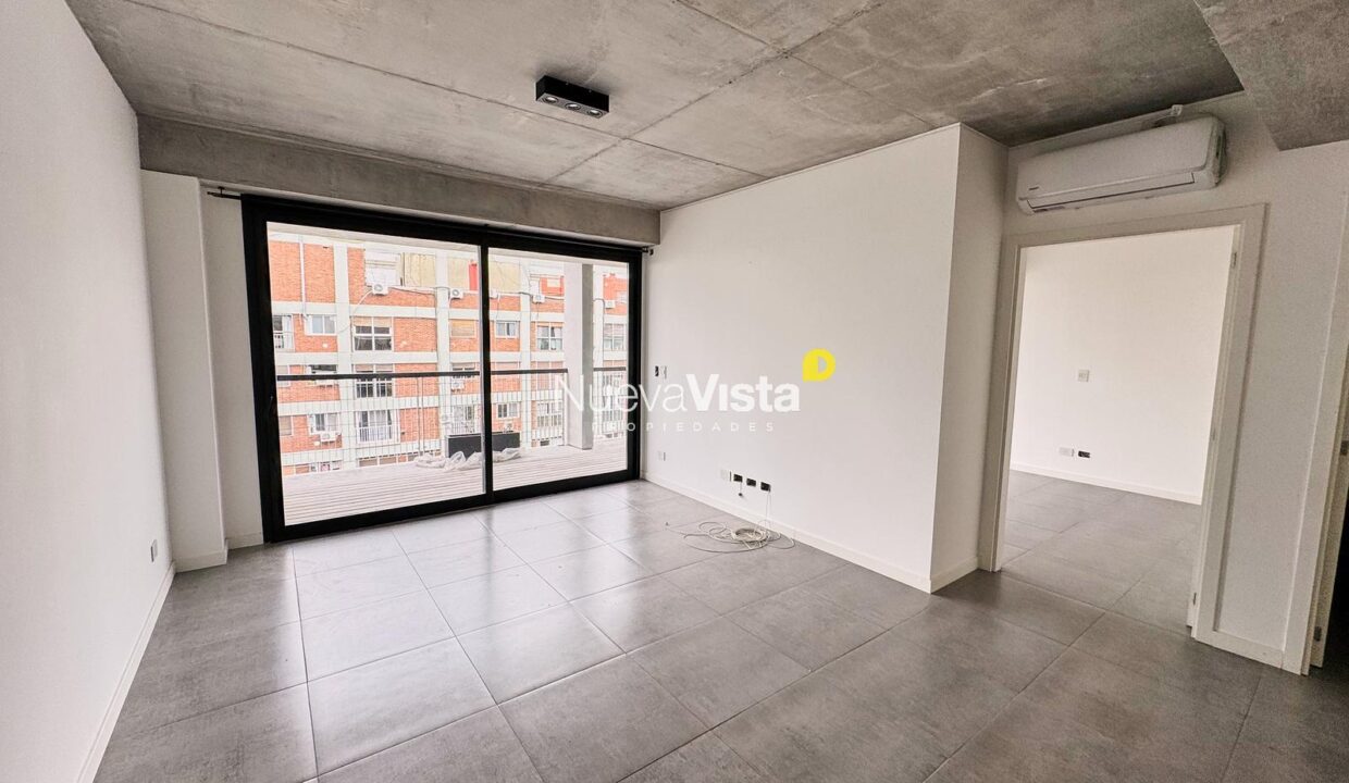 7233170_107479650495614481317394356668458790963436146093055251419257042196860008803832