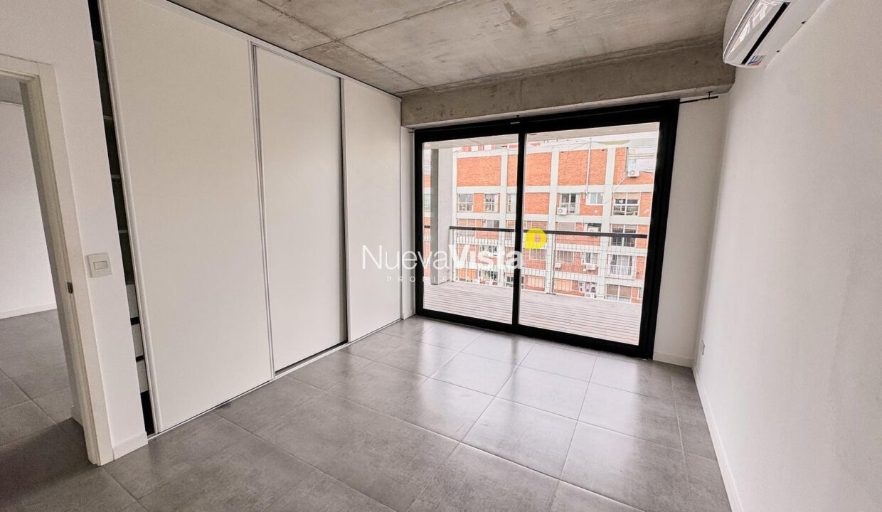 7233170_63020080464120753869714281808323462223373622216843717831362982881726818545908