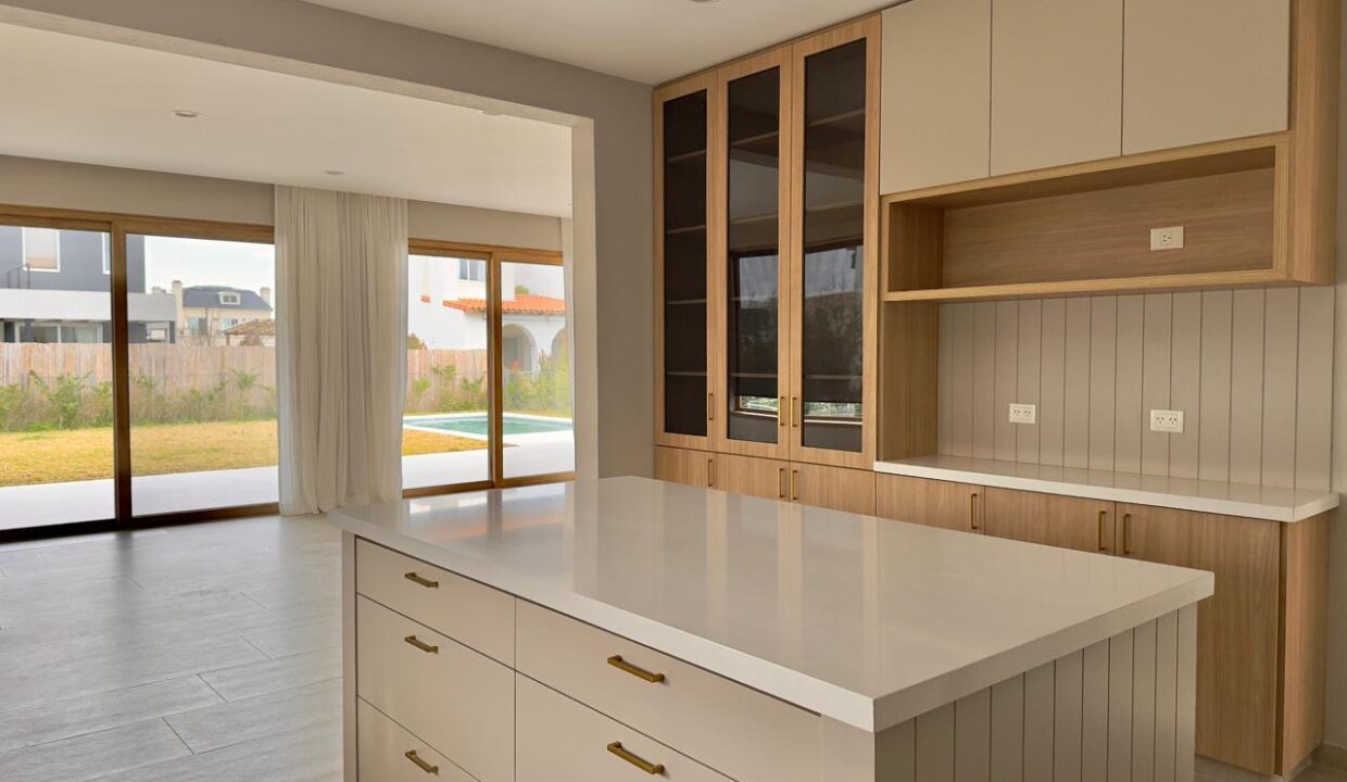 3a1997dc-d293-44b5-b8c0-c60dea3faa00