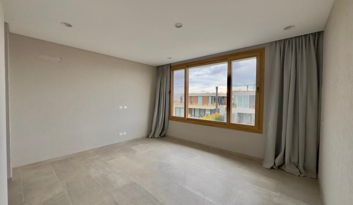 c190b808-29e9-4dae-a121-69906b045bed