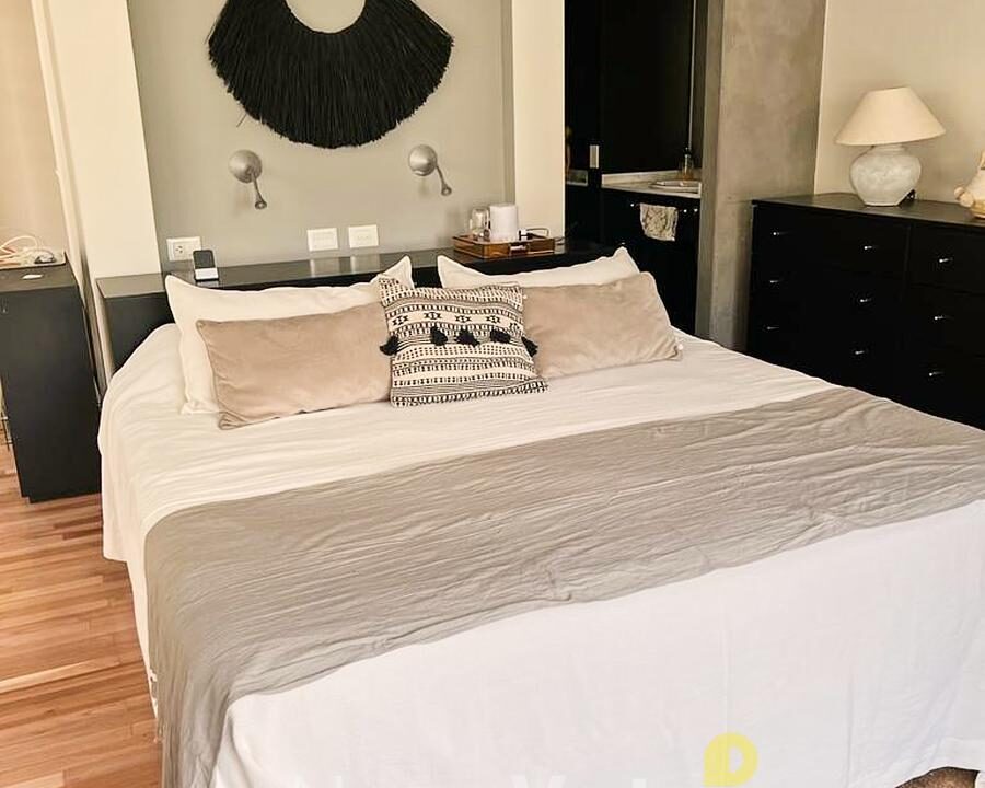 7001443_33969719226810061910452417659024927793654714577900890242584156159165334851579